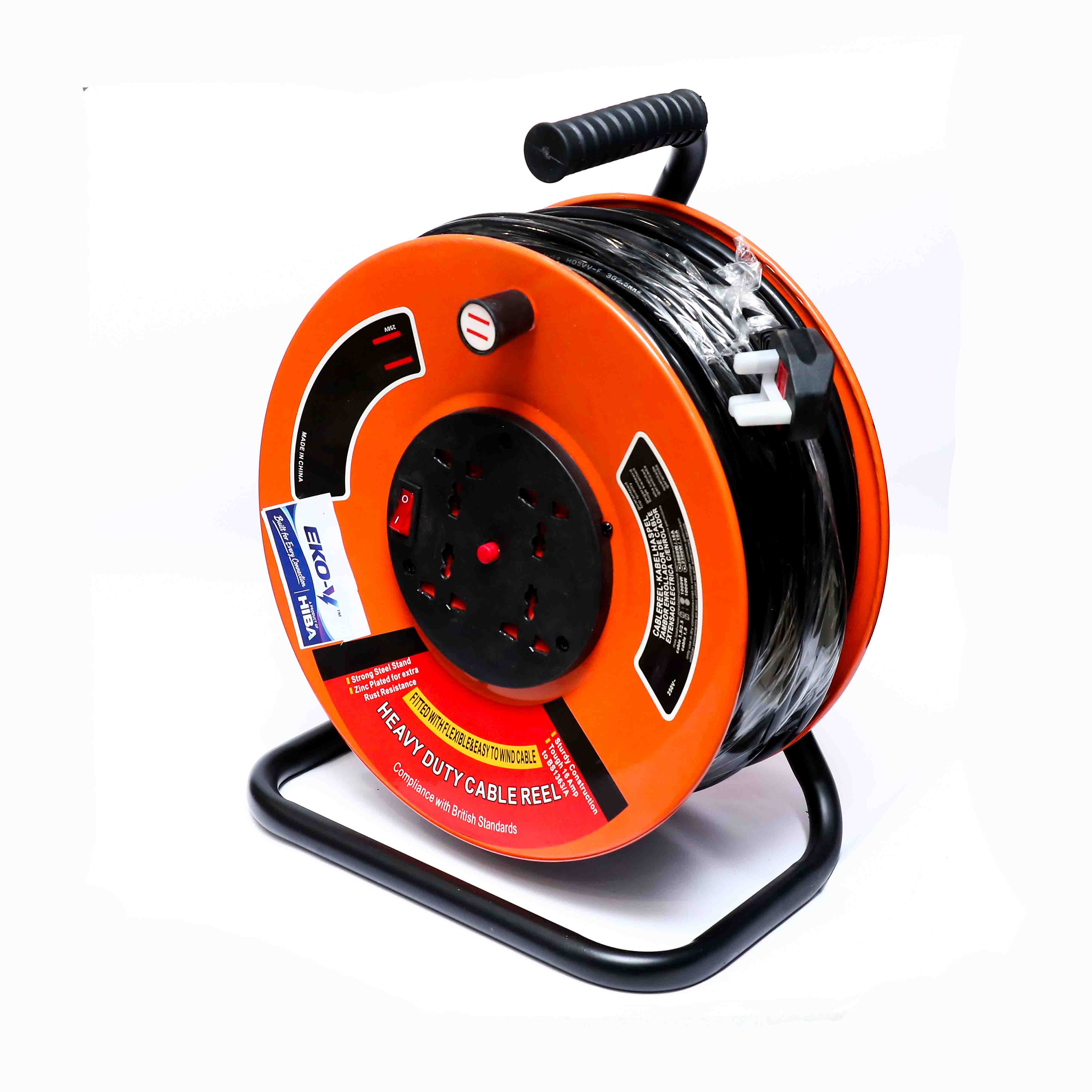 Heavy-duty cable reel with 100 metres of cable.
